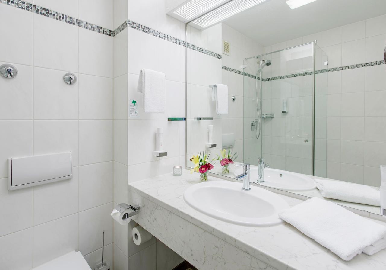 Arotel Best Living Nuernberg Екстер'єр фото