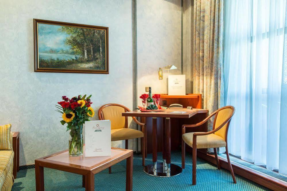 Arotel Best Living Nuernberg Екстер'єр фото