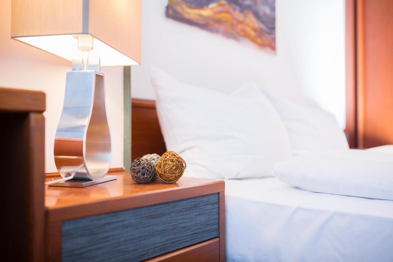 Arotel Best Living Nuernberg Екстер'єр фото